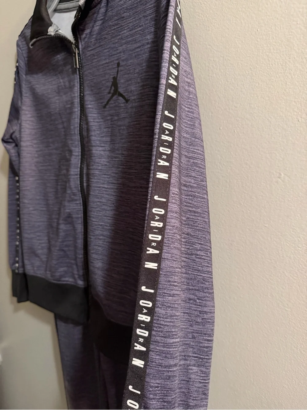 Jordan Heathered Gray & Black Track Jacket and Joggers